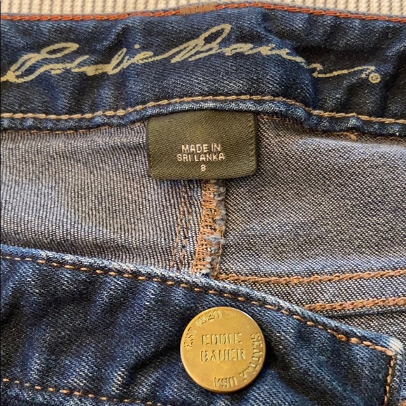 EDDIE BAUER Modern Fit Crop Ankle Zip Jeans Size 8 Dark 3/$20 SALE! - Picture 2 of 6